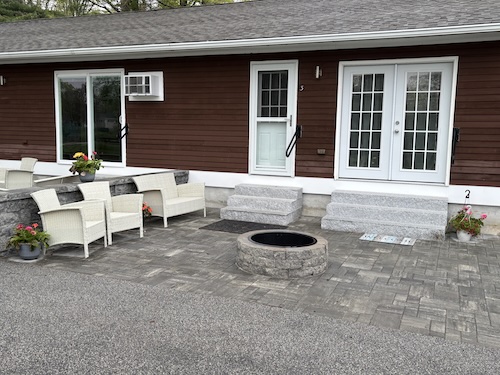 Suite 3 - patio and entrance - Ocean View Cottages & Campground, Wells ME